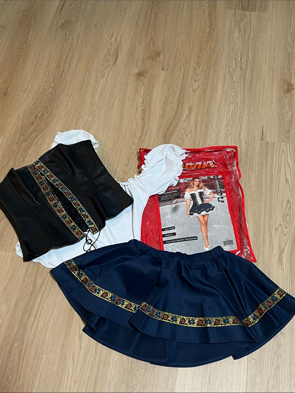 Women’s Beer Maiden Costume